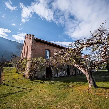 Ansitz Zinnenberg Hotel Appiano Sulla Strada Del Vino